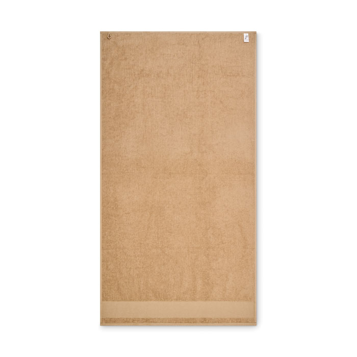 ISLAND 70 - Image 40